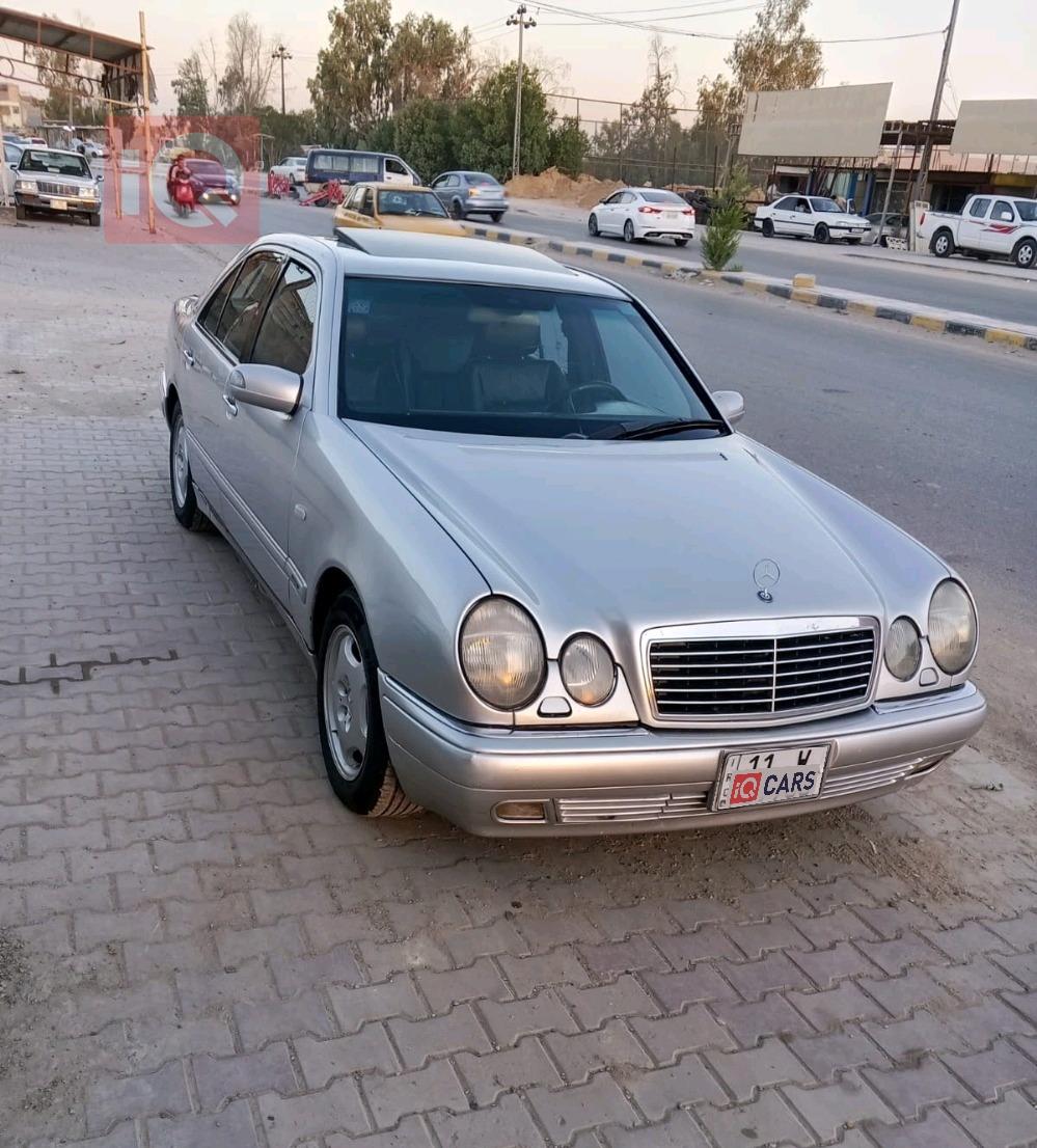 مرسيدس بنز E-Class